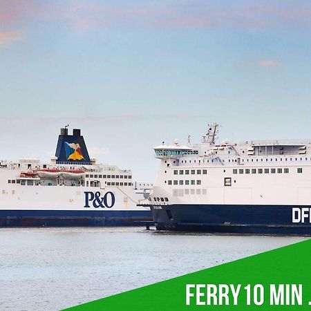 Joli Petit T2 Terrasse Proche Du Phare Lejlighed Calais Eksteriør billede