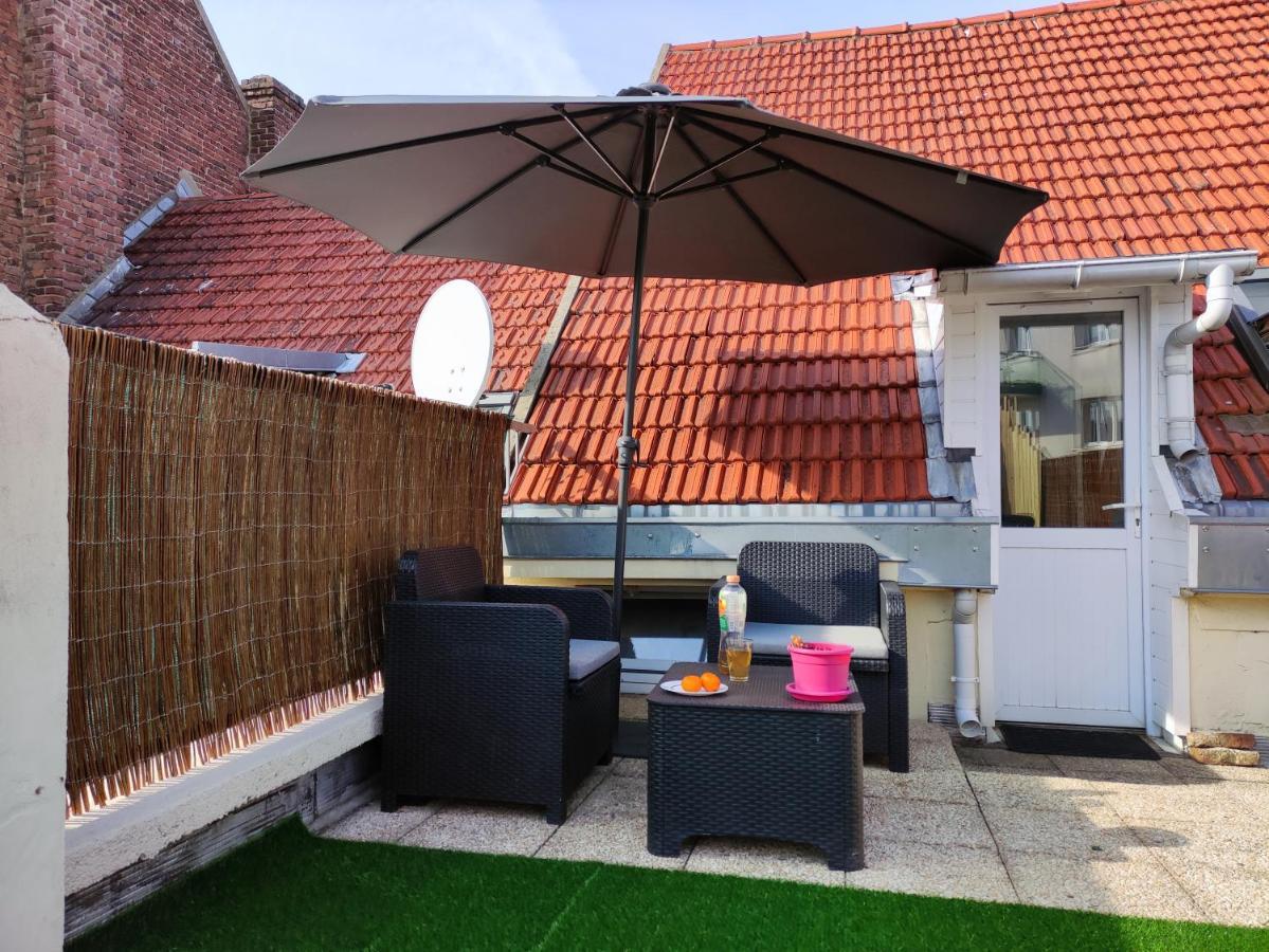 Joli Petit T2 Terrasse Proche Du Phare Lejlighed Calais Eksteriør billede
